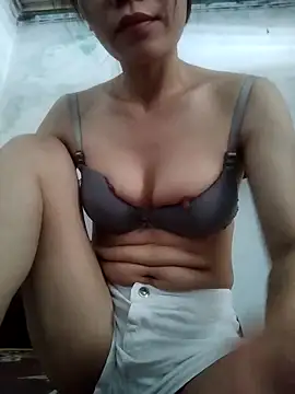 Snapshot of Miss_lovexx chatting on 04/06/26, 07:53 Miss lovexx online show from 04/06/26, 07:53