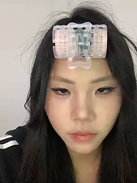 Lina 577 online show from 04/11/26, 06:54