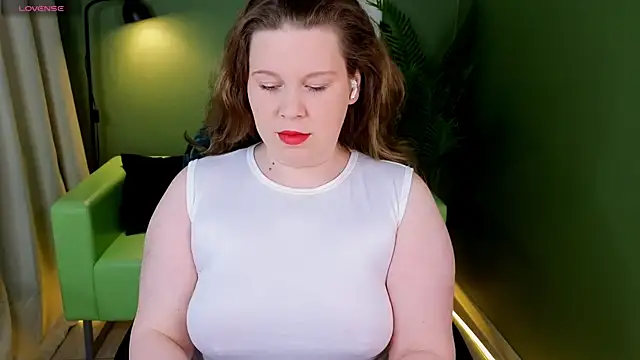 Karolisse online show from 05/23/26, 08:02