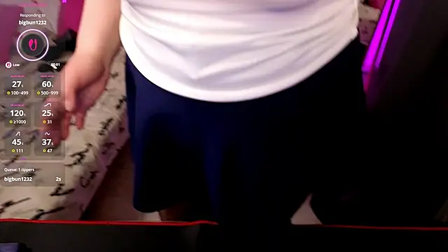 Snapshot of Karolisse chatting on 04/07/26, 06:04 Karolisse online show from 04/07/26, 06:04