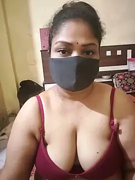 SluttySonam online show from 05/08/26, 05:55
