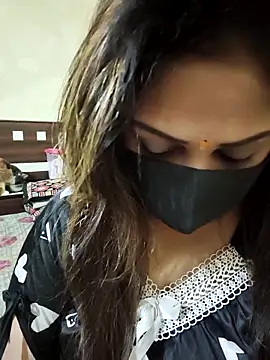 Snapshot of SluttySonam chatting on 04/04/26, 09:27 SluttySonam online show from 04/04/26, 09:27