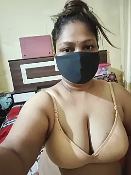 SluttySonam online show from 05/13/26, 03:57