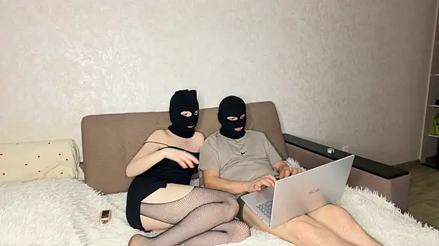 PamelaCouple  online show from 04/11/26, 03:16