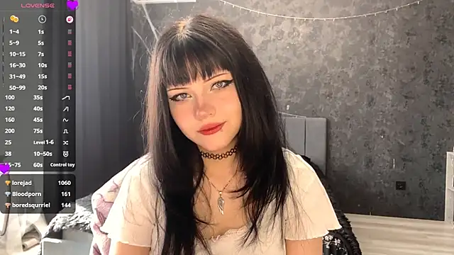 EmilyEmbears online show from 05/21/26, 06:44