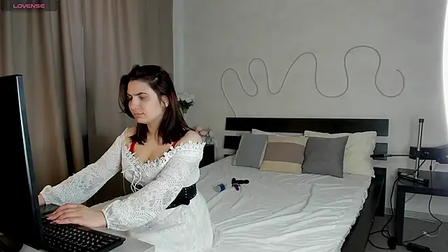 Snapshot of Alisa_Froks chatting on 04/09/26, 09:37 Alisa Froks online show from 04/09/26, 09:37