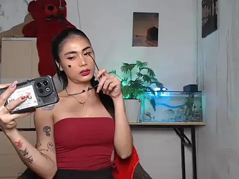 Snapshot of Martha4you chatting on 07/04/26, 07:37 Martha4you online show from 07/04/26, 07:37
