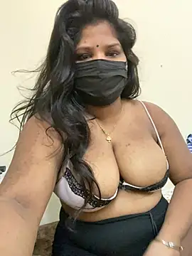 Snapshot of Shalu_naughty69 chatting on 07/07/26, 08:07 Shalu naughty69 online show from 07/07/26, 08:07