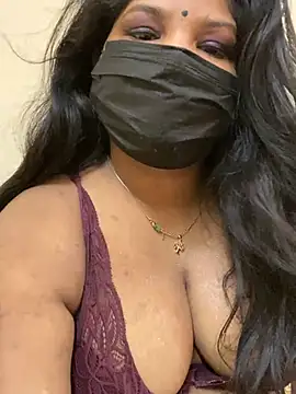 Snapshot of Shalu_naughty69 chatting on 07/05/26, 04:19 Shalu naughty69 online show from 07/05/26, 04:19
