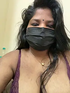 Snapshot of Shalu_naughty69 chatting on 06/01/26, 03:40 Shalu naughty69 online show from 06/01/26, 03:40