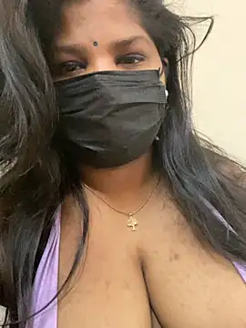 Snapshot of Shalu_naughty69 chatting on 06/25/26, 07:57 Shalu naughty69 online show from 06/25/26, 07:57