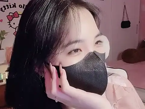 Snapshot of Yua-Rin20 chatting on 04/10/26, 04:47 Yua-Rin20 online show from 04/10/26, 04:47