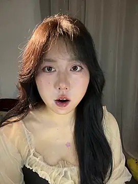 Snapshot of ooooBaby129 chatting on 04/04/26, 12:01 ooooBaby129 online show from 04/04/26, 12:01