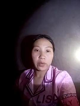 lucynguyen2 online show from 04/03/26, 03:18