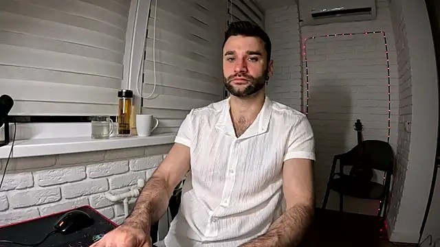 Snapshot of DaddySlava chatting on 04/14/26, 07:08 DaddySlava online show from 04/14/26, 07:08