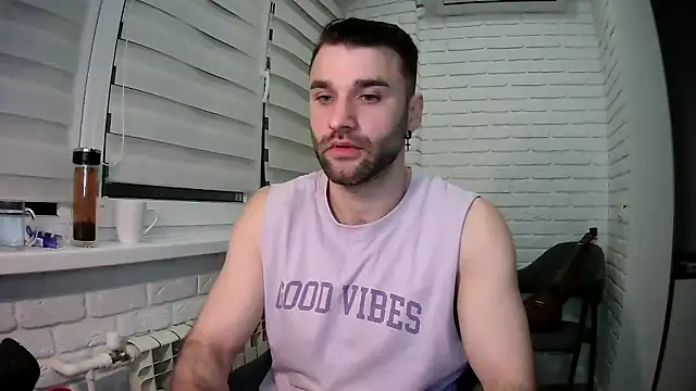 Snapshot of DaddySlava chatting on 04/08/26, 06:09 DaddySlava online show from 04/08/26, 06:09