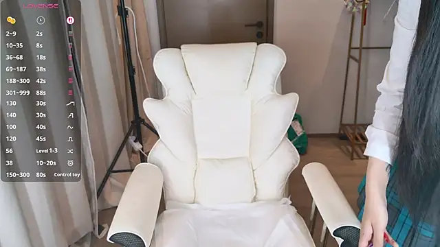 yezi-798 online show from 04/10/26, 02:35