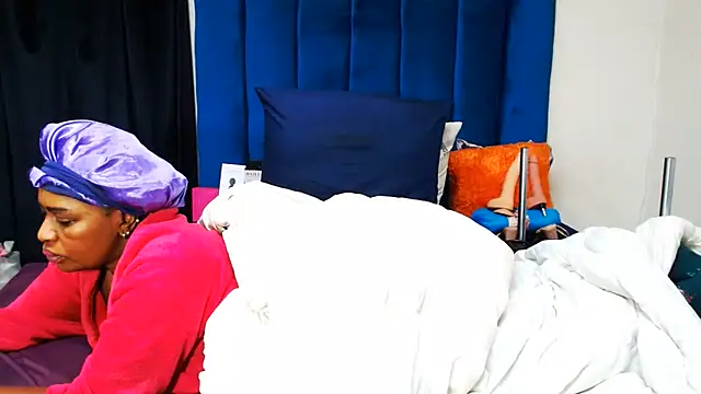 Freakyslut-39 online show from 06/14/26, 07:04
