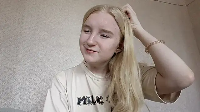 Snapshot of ForwentSeat chatting on 04/14/26, 07:13 ForwentSeat online show from 04/14/26, 07:13