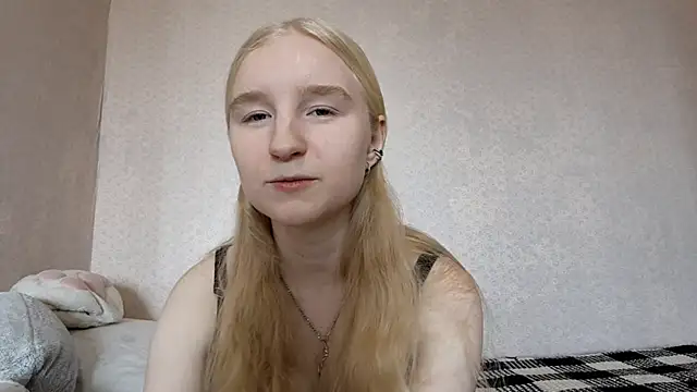 Snapshot of ForwentSeat chatting on 04/03/26, 10:22 ForwentSeat online show from 04/03/26, 10:22