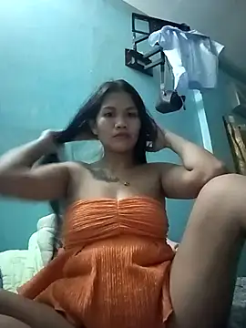 Snapshot of geLabs chatting on 04/02/26, 10:55 geLabs online show from 04/02/26, 10:55