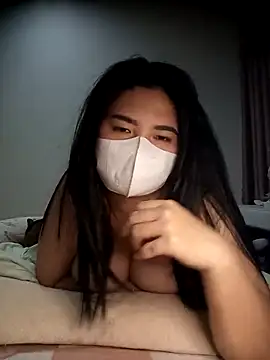 Alicee 001 online show from 04/15/26, 05:06