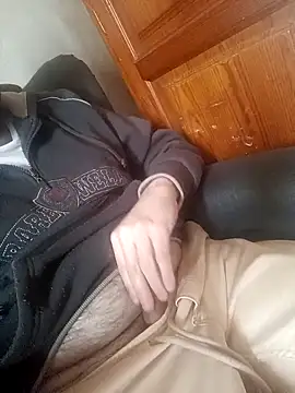 olivaissul online show from 04/14/26, 01:27