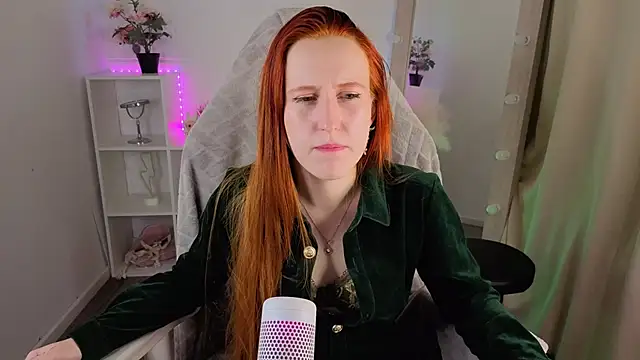 EvaBellea online show from 04/11/26, 07:45