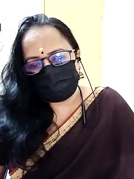 monisha cam online show from 04/12/26, 05:16