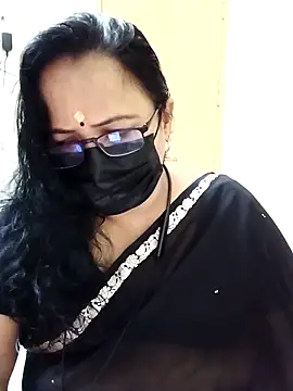 Snapshot of monisha_cam chatting on 05/03/26, 09:36 monisha cam online show from 05/03/26, 09:36