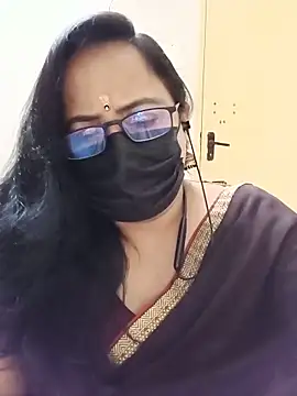 Snapshot of monisha_cam chatting on 06/14/26, 06:31 monisha cam online show from 06/14/26, 06:31