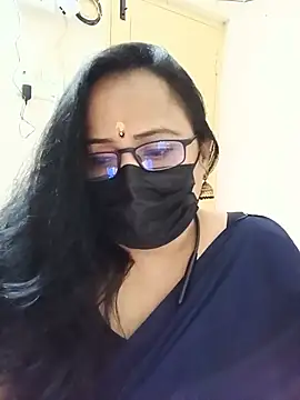 Snapshot of monisha_cam chatting on 07/14/26, 04:24 monisha cam online show from 07/14/26, 04:24