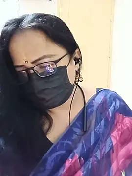 Snapshot of monisha_cam chatting on 06/24/26, 03:21 monisha cam online show from 06/24/26, 03:21