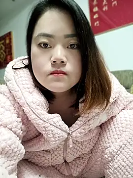 qazplm1123 online show from 04/09/26, 12:33