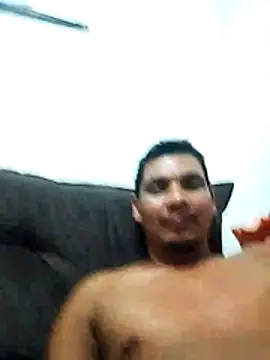 Cristiantx0909 online show from 05/01/26, 04:39
