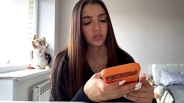 AlvinaMair online show from 04/18/26, 11:01