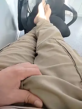 Snapshot of samosa7678 chatting on 04/09/26, 04:13 samosa7678 online show from 04/09/26, 04:13