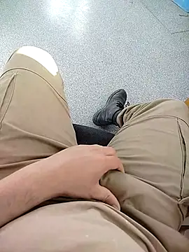 Snapshot of samosa7678 chatting on 04/08/26, 03:35 samosa7678 online show from 04/08/26, 03:35