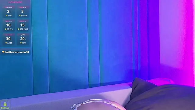 EmmaRicee online show from 04/16/26, 09:39