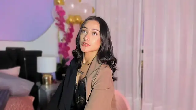 Bby izzy online show from 06/04/26, 11:37