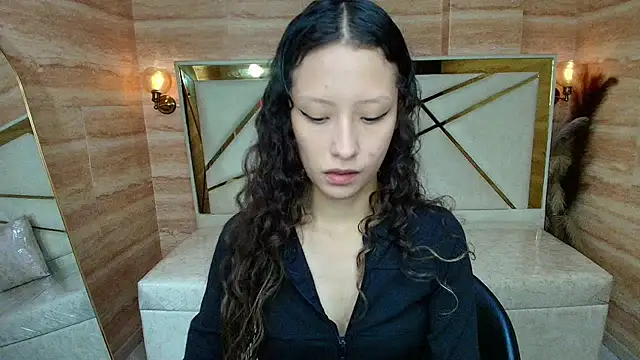 Snapshot of abby__r chatting on 07/01/26, 01:00 abby r online show from 07/01/26, 01:00