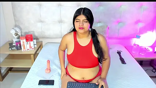 Snapshot of BellaWilliams_ chatting on 06/12/26, 04:10 BellaWilliams online show from 06/12/26, 04:10