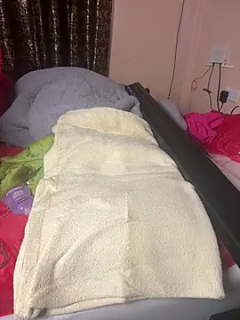 LolaLerato7 online show from 04/12/26, 06:05