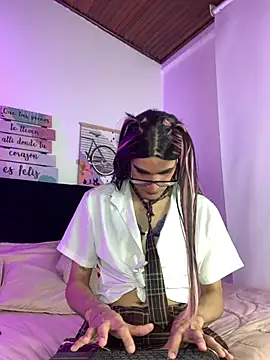 Alex evanss  online show from 04/02/26, 07:42