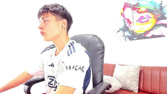 Thebestboyhot online show from 04/09/26, 05:20