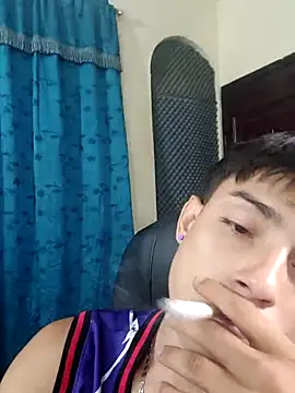 Thebestboyhot online show from 05/13/26, 06:53