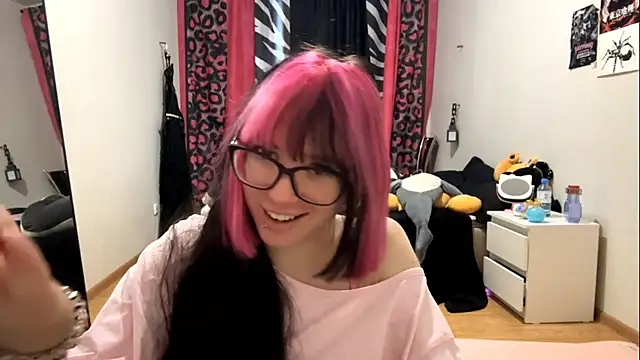 Snapshot of WifeAileen chatting on 04/10/26, 06:53 WifeAileen online show from 04/10/26, 06:53