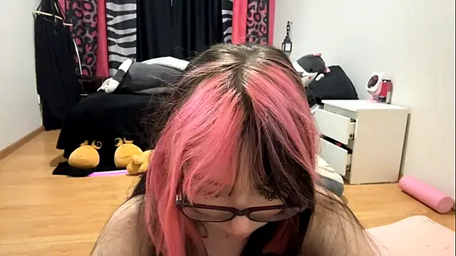 WifeAileen online show from 05/11/26, 04:04