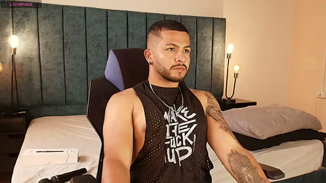 Enzo Vitale  online show from 04/11/26, 07:28