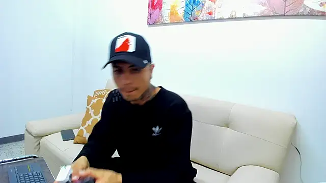 Snapshot of Charlie_Foxie chatting on 04/08/26, 03:41 Charlie Foxie online show from 04/08/26, 03:41